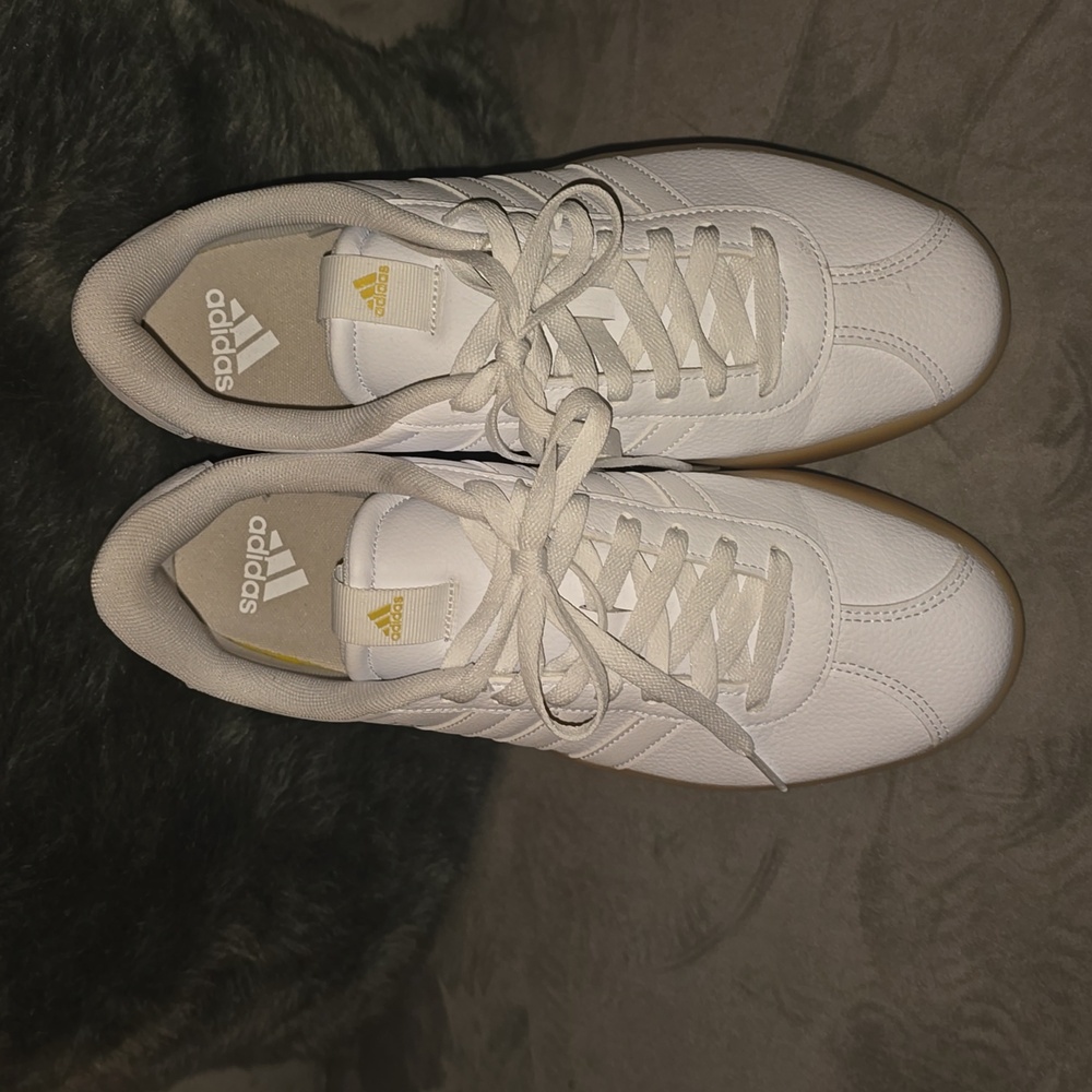 adidas Women’s White Sneakers with Gum Sole - Picture 6 of 7